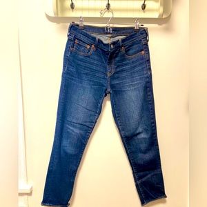 GAP. Best girlfriend jeans size 27